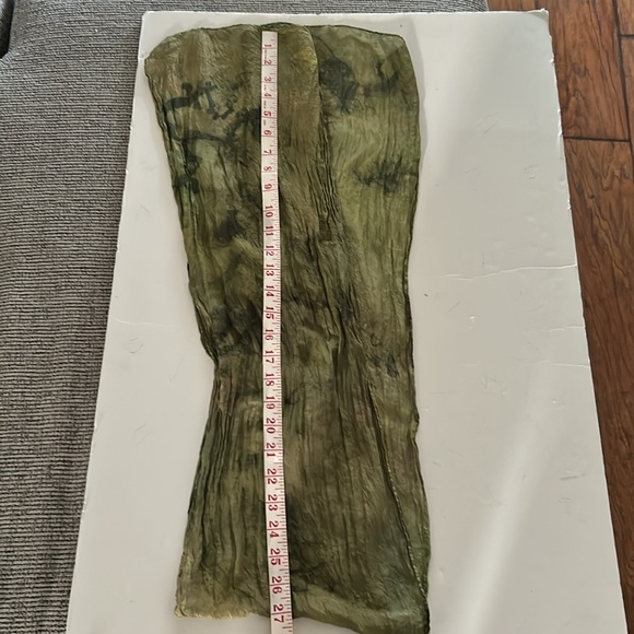 Green Tie-Dye Scarf lightweight boho hippie vibes - Picture 5 of 10